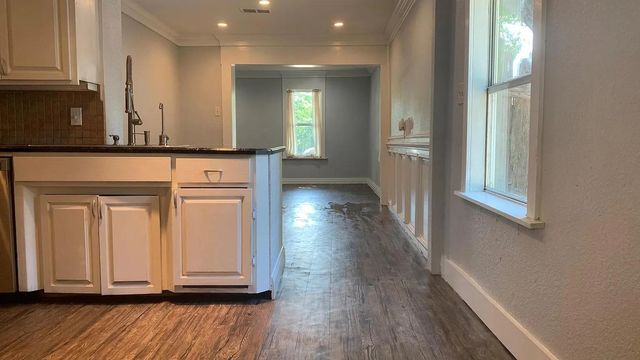 900 Carver Street, Mesquite, TX 75149
