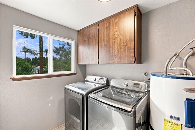 7729 192nd Street E, Spanaway, WA 98387