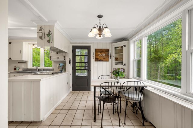 352 East Road, Hampstead, NH 03841