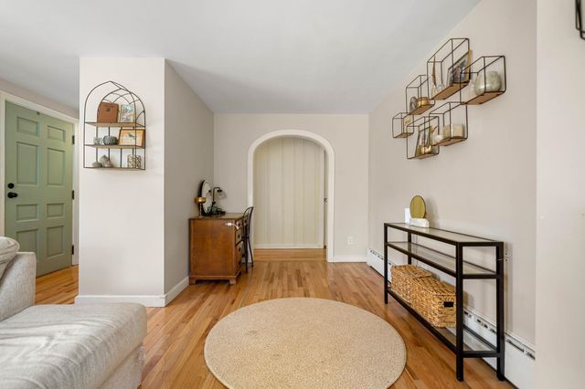 352 East Road, Hampstead, NH 03841
