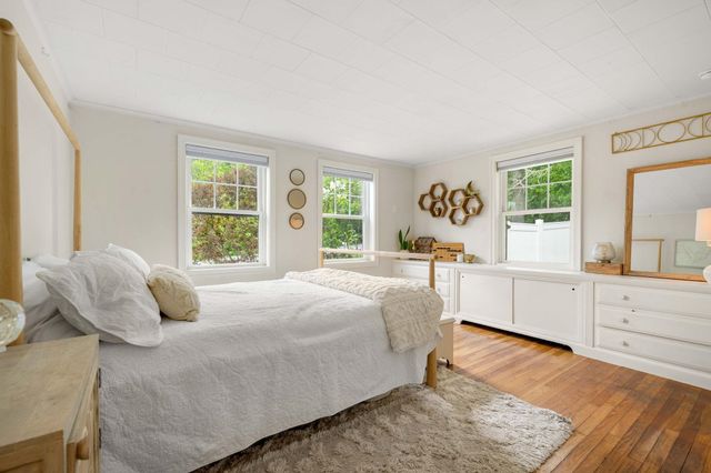 352 East Road, Hampstead, NH 03841