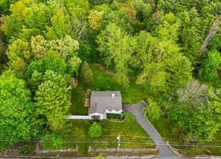 352 East Road, Hampstead, NH 03841