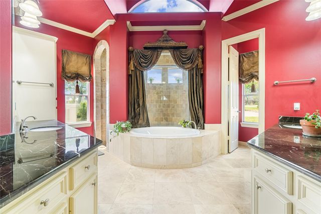 843 Royal Lakes Boulevard, Richmond, TX 77469