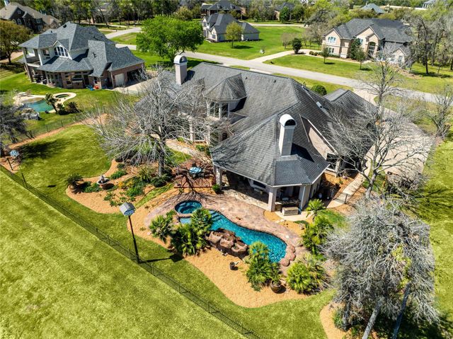 843 Royal Lakes Boulevard, Richmond, TX 77469