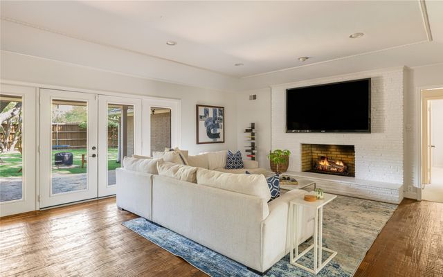 7077 Joyce Way, Dallas, TX 75225
