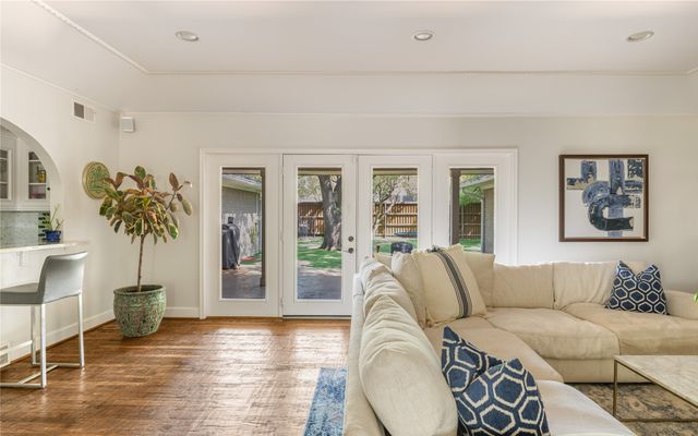 7077 Joyce Way, Dallas, TX 75225