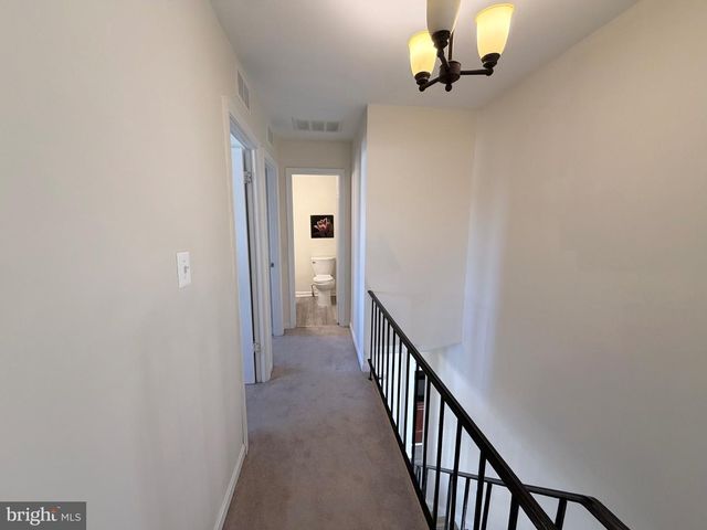 4054 HANSON OAKS DR, Hyattsville, MD 20784