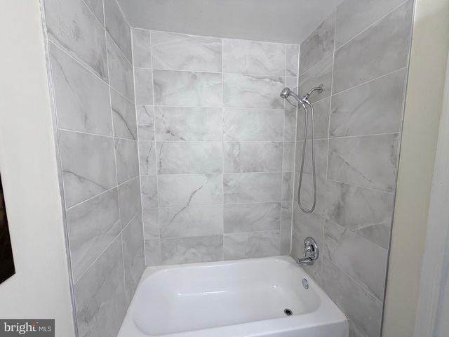 4054 HANSON OAKS DR, Hyattsville, MD 20784