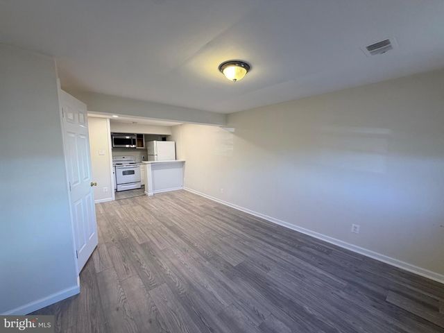 4054 HANSON OAKS DR, Hyattsville, MD 20784