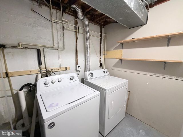 4054 HANSON OAKS DR, Hyattsville, MD 20784