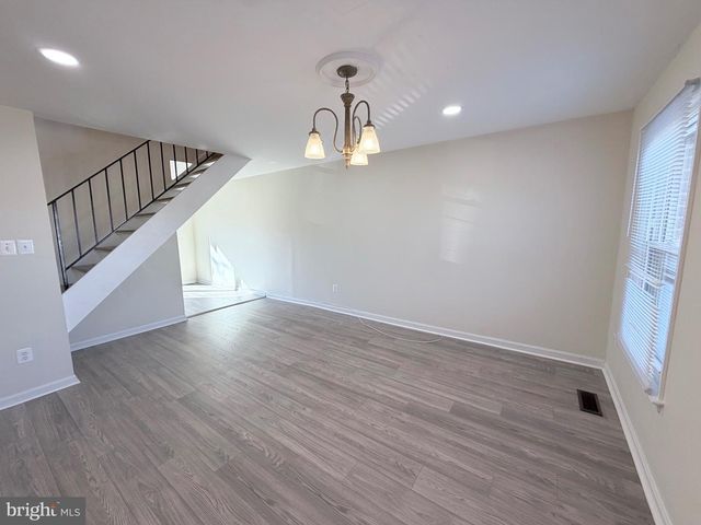 4054 HANSON OAKS DR, Hyattsville, MD 20784