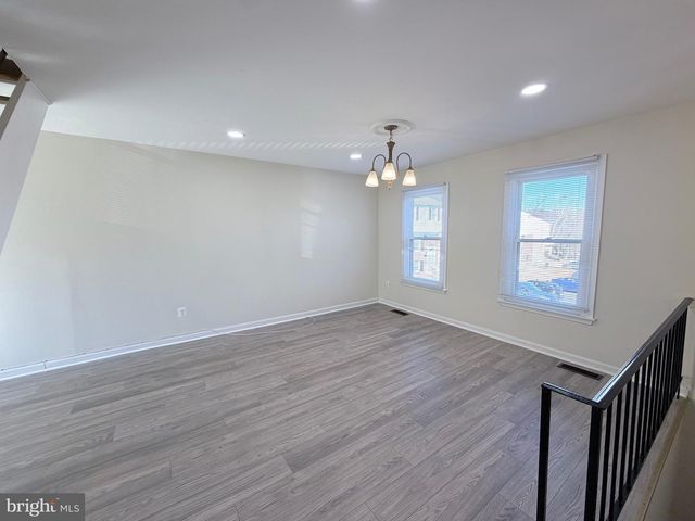 4054 HANSON OAKS DR, Hyattsville, MD 20784