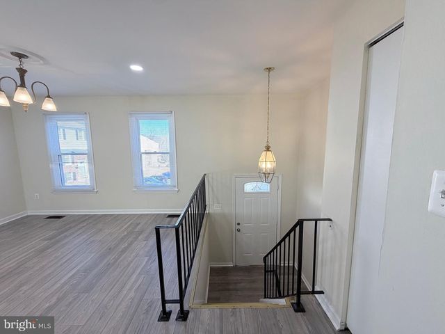 4054 HANSON OAKS DR, Hyattsville, MD 20784