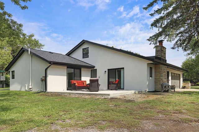 2112 47th AVENUE, Kenosha, WI 53144