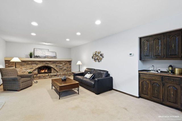 7885 Lower 139th Court, Apple Valley, MN 55124