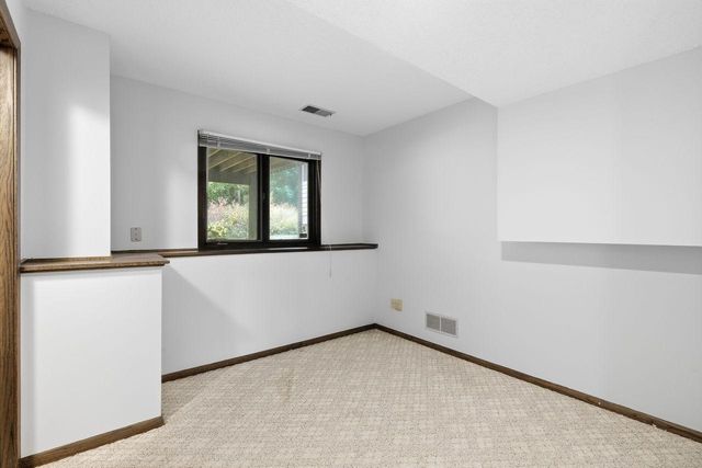 7885 Lower 139th Court, Apple Valley, MN 55124