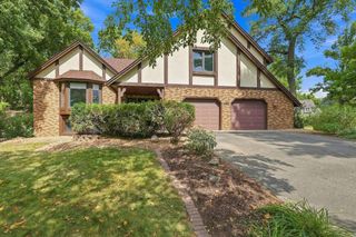 7885 Lower 139th Court, Apple Valley, MN 55124