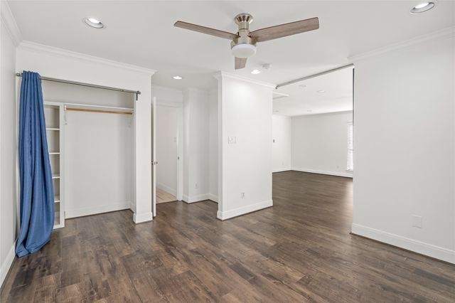 4710 Laurel Street, Bellaire, TX 77401