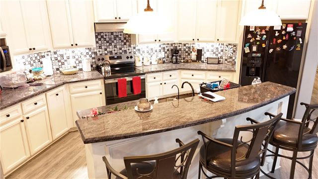 570 County Road 137, Alice, TX 78332