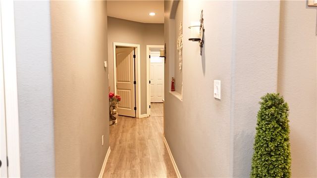 570 County Road 137, Alice, TX 78332