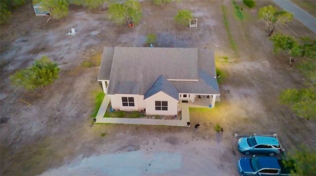570 County Road 137, Alice, TX 78332