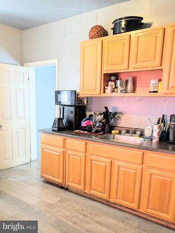 2861 HARRISON AVE, Camden, NJ 08105