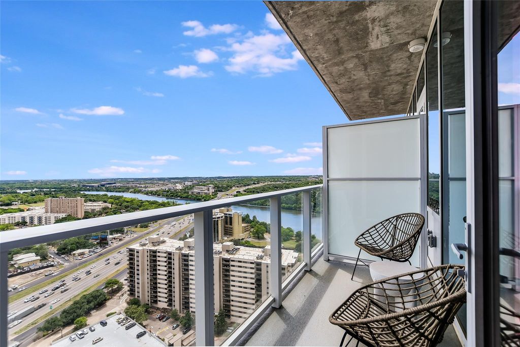 48 East Ave 2907, Austin, TX 78701