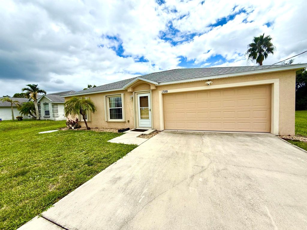 1350 SW Granville Avenue, Port St Lucie, FL 34953