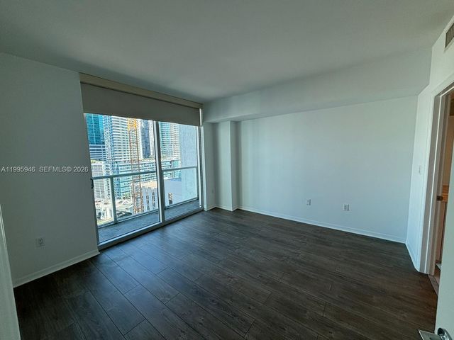 55 SE 6th St 2005, Miami, FL 33131