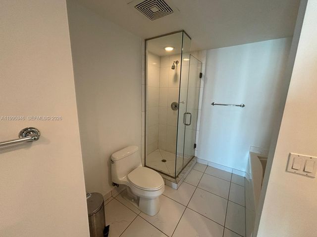 55 SE 6th St 2005, Miami, FL 33131