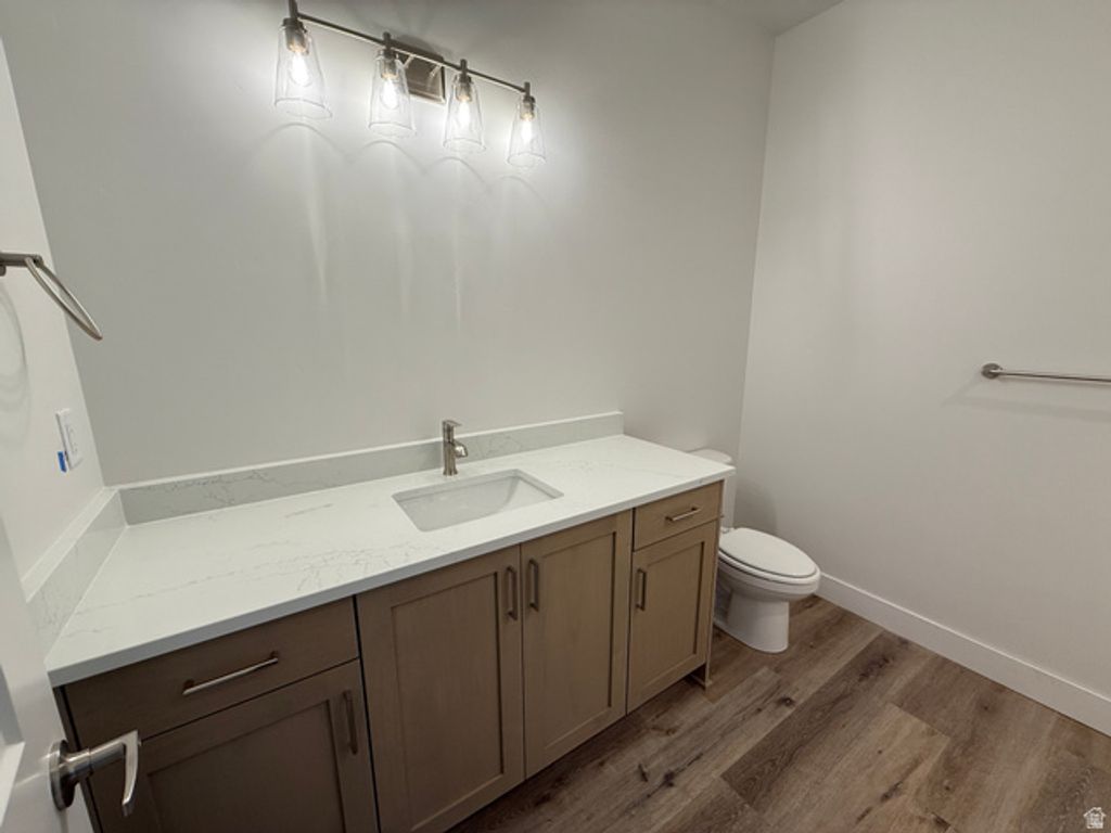 Image 16 of property listing at 6382 S LARRY WAY #140, South Weber, UT 84405