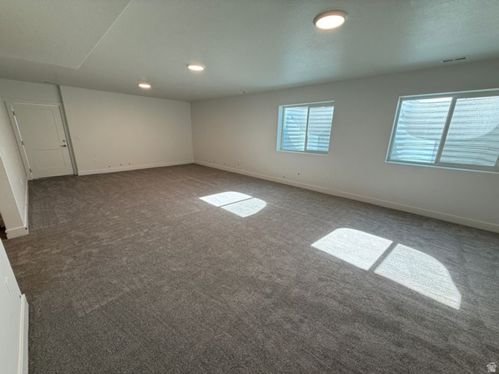 Image 17 of property listing at 6382 S LARRY WAY #140, South Weber, UT 84405