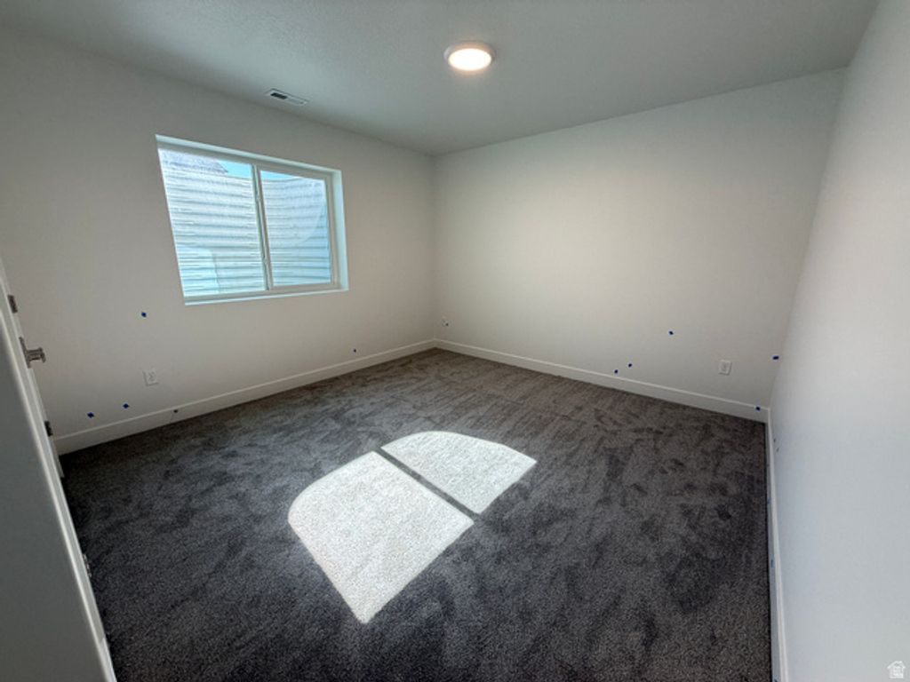 Image 18 of property listing at 6382 S LARRY WAY #140, South Weber, UT 84405