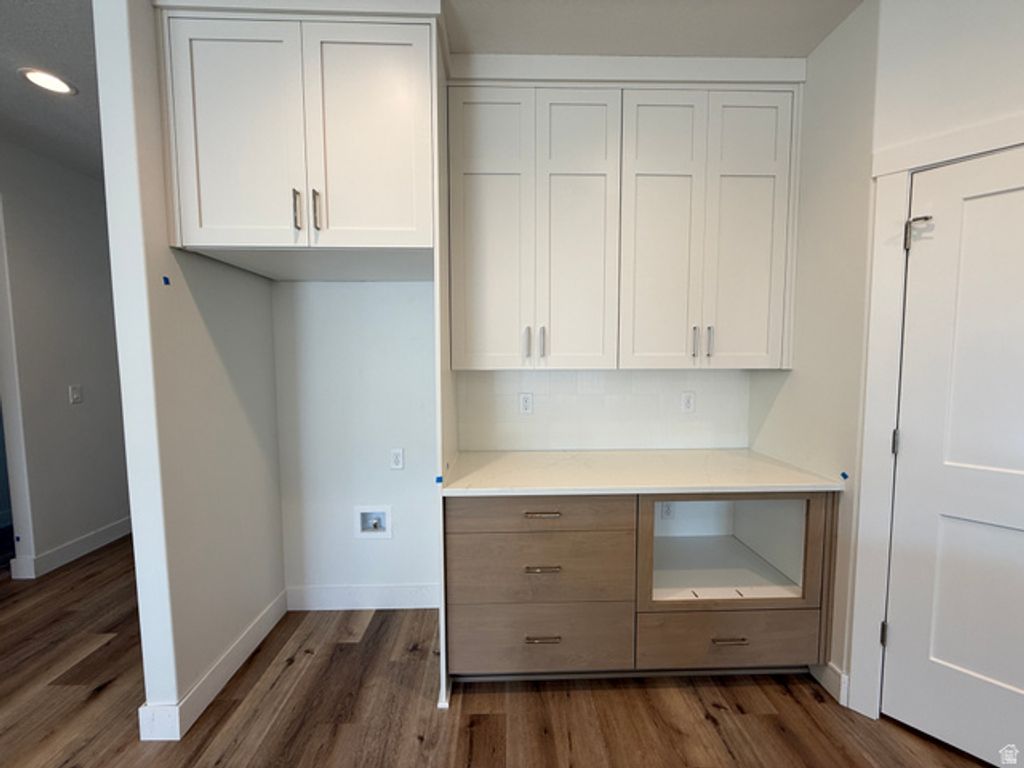 Image 4 of property listing at 6382 S LARRY WAY #140, South Weber, UT 84405