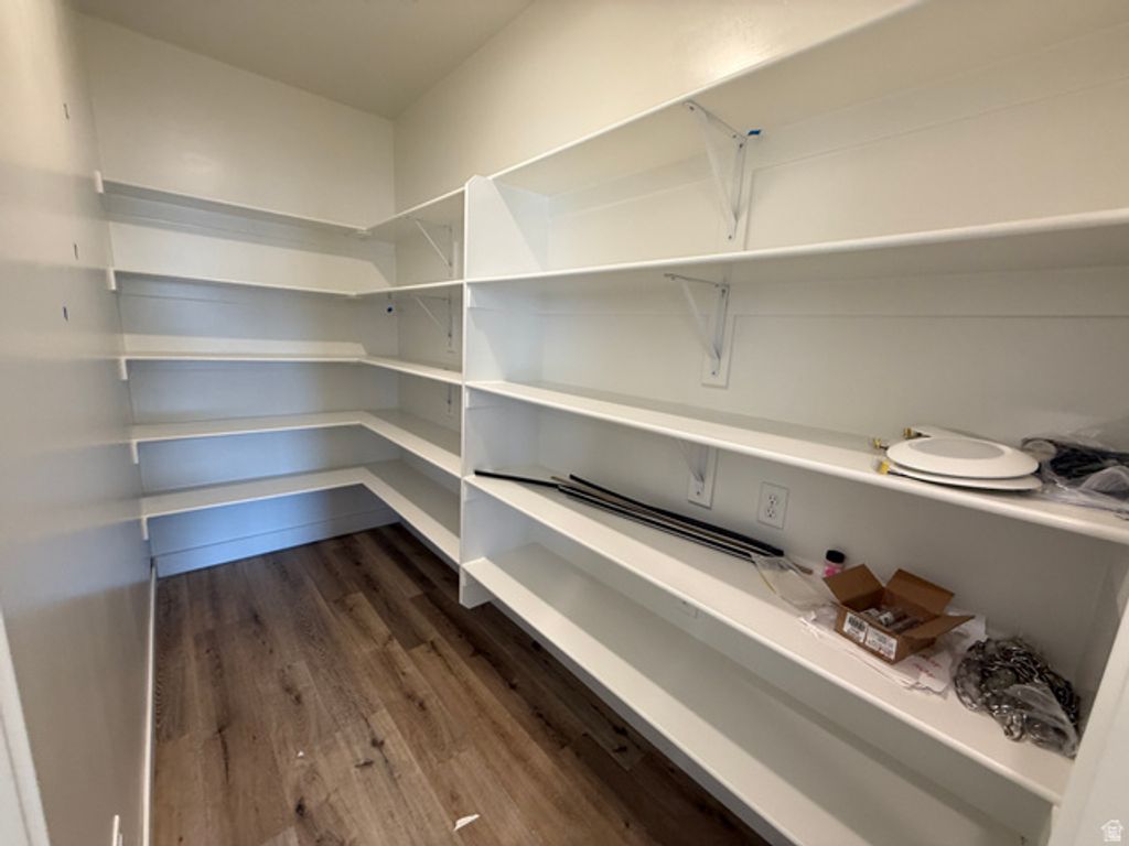 Image 5 of property listing at 6382 S LARRY WAY #140, South Weber, UT 84405