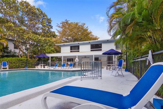 7940 SW 55th Ave 66A, Miami, FL 33143