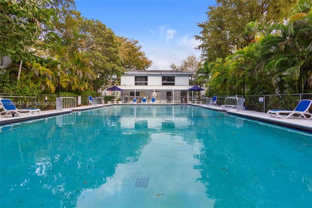 7940 SW 55th Ave 66A, Miami, FL 33143