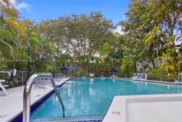 7940 SW 55th Ave 66A, Miami, FL 33143