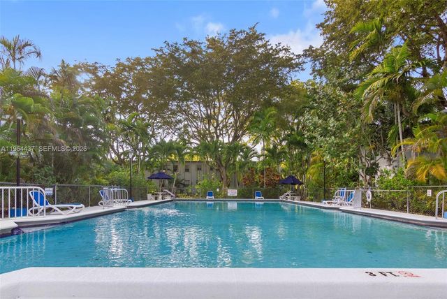 7940 SW 55th Ave 66A, Miami, FL 33143