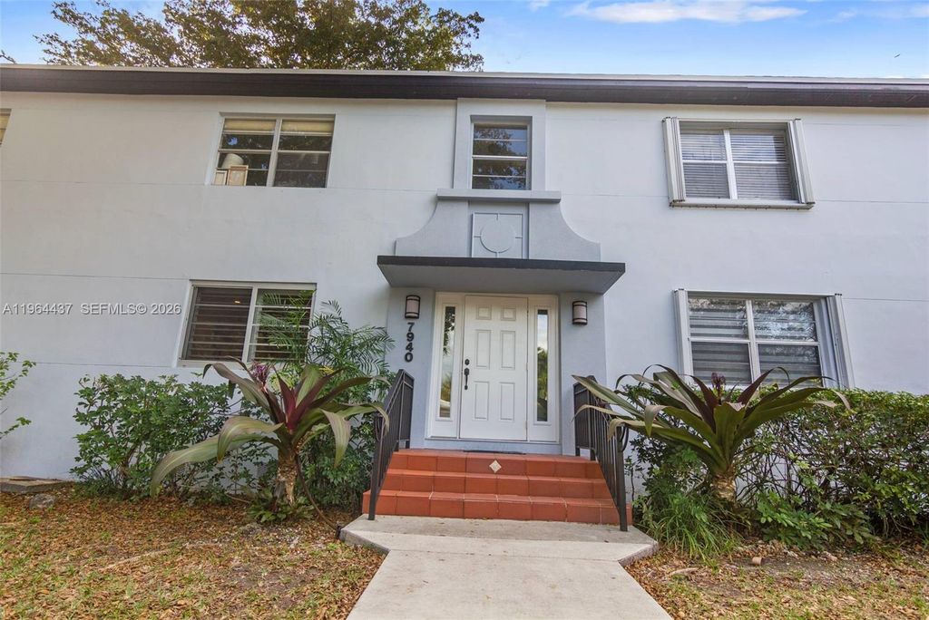 7940 SW 55th Ave 66A, Miami, FL 33143