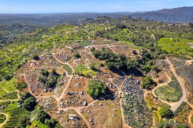 39093 Harris Truck Trail, Fallbrook, CA 92028
