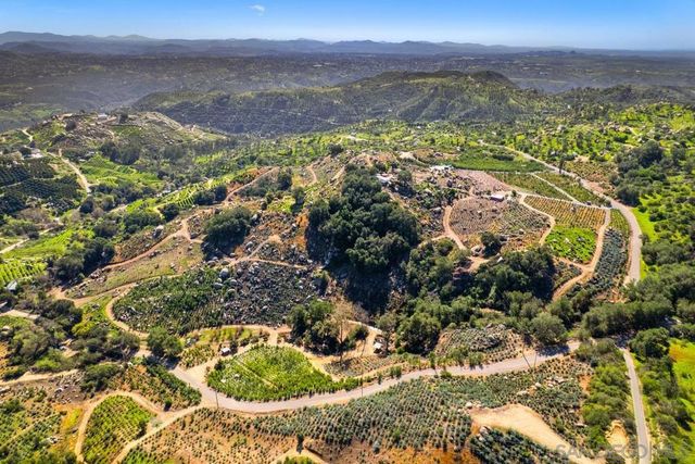 39093 Harris Truck Trail, Fallbrook, CA 92028