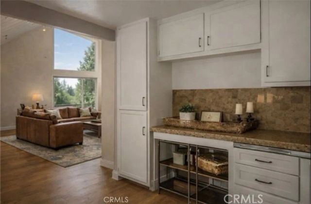 27711 Alpen, Lake Arrowhead, CA 92352