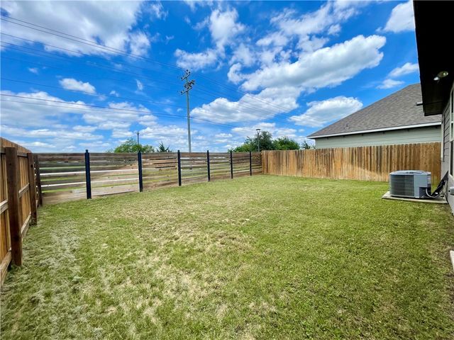 1059 Toledo Bend, College Station, TX 77845