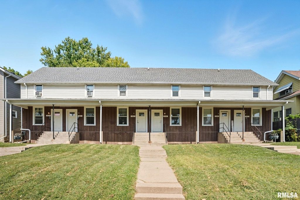1604 W 9TH Street, Davenport, IA 52804