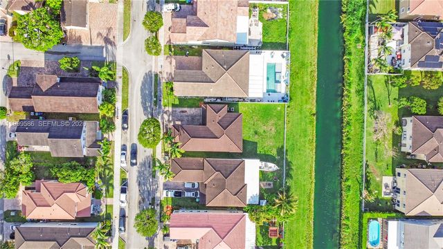 13970 SW 276th Way, Homestead, FL 33032