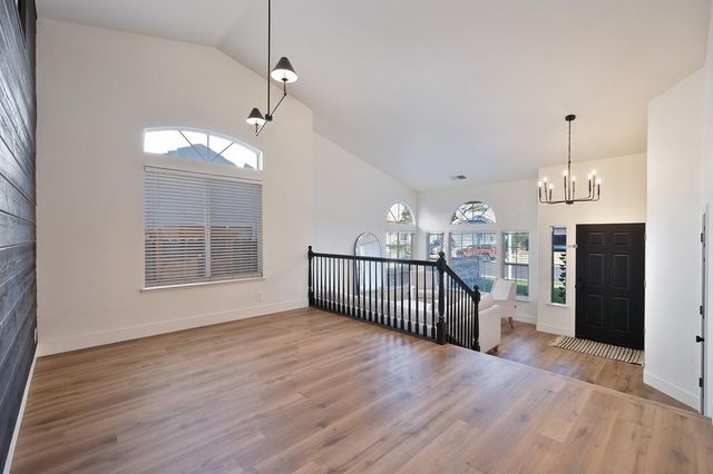 1900 Avenida Martina, Roseville, CA 95747