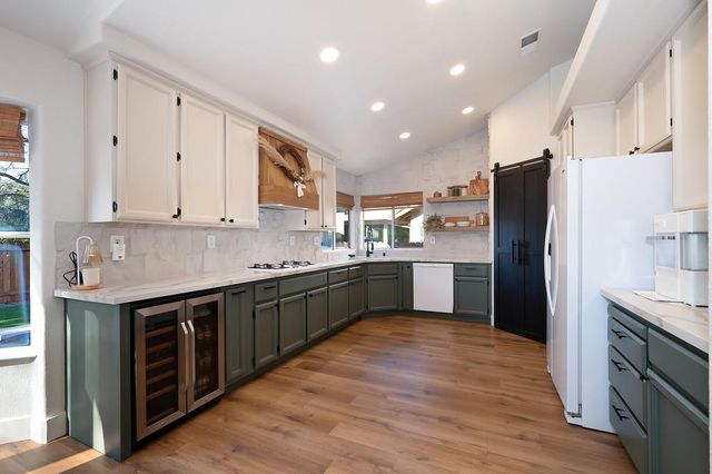 1900 Avenida Martina, Roseville, CA 95747