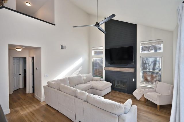 1900 Avenida Martina, Roseville, CA 95747