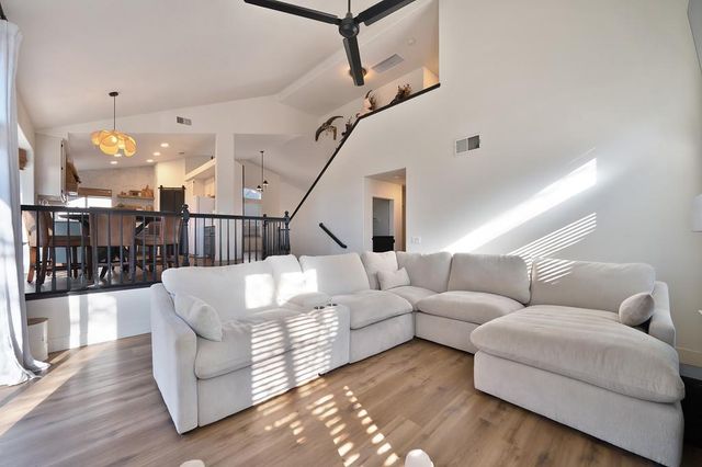 1900 Avenida Martina, Roseville, CA 95747